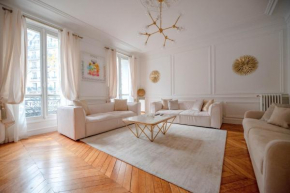 CIA - Haussmannian Delight